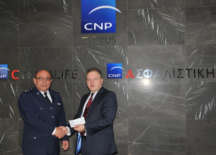CNP ASFALISTIKI DONATION TO ROAD SAFETY CAMPAIGN 2015